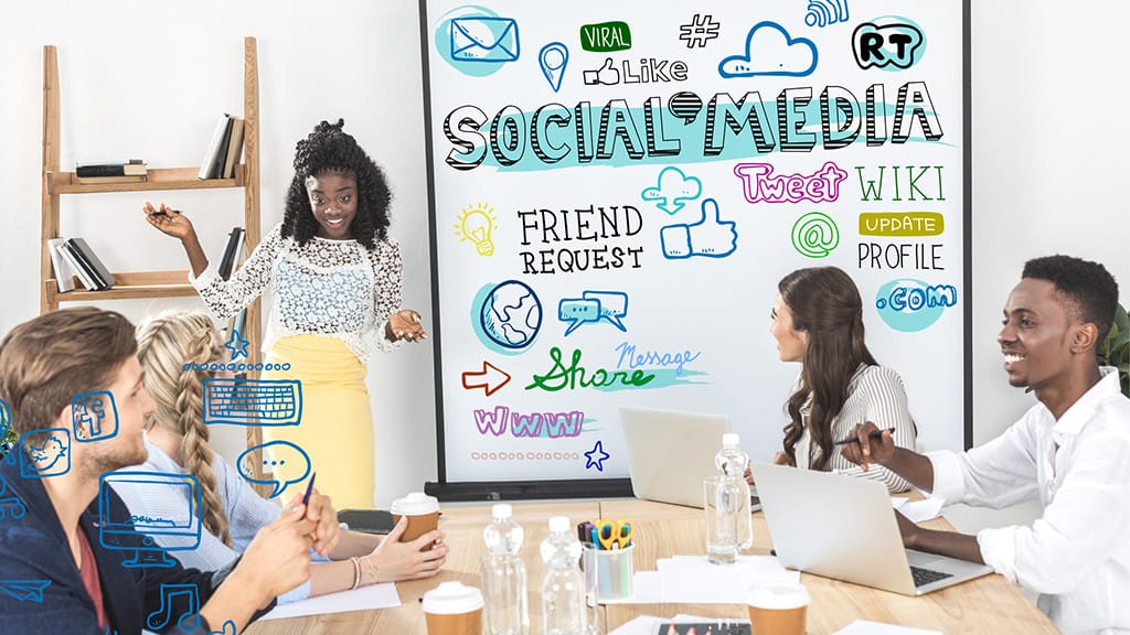 7-Advantages-of-Social-Media-Marketing-for-Your-Business